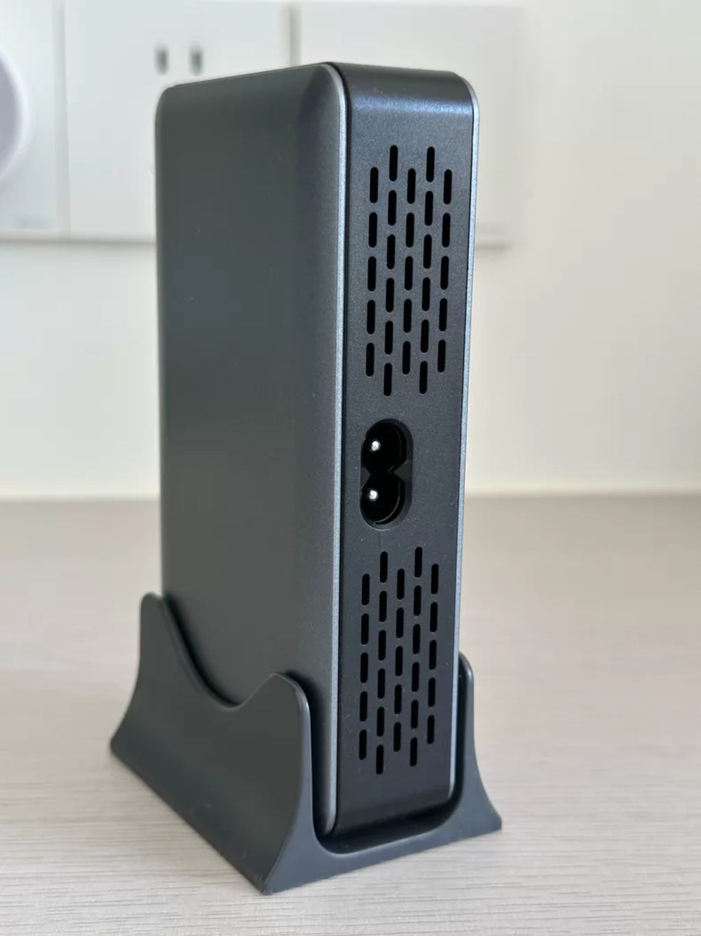 1000W / 320W GaN Desktop Charging Station – Multi-Port USB-C Fast Charger with Intelligent Power Allocation